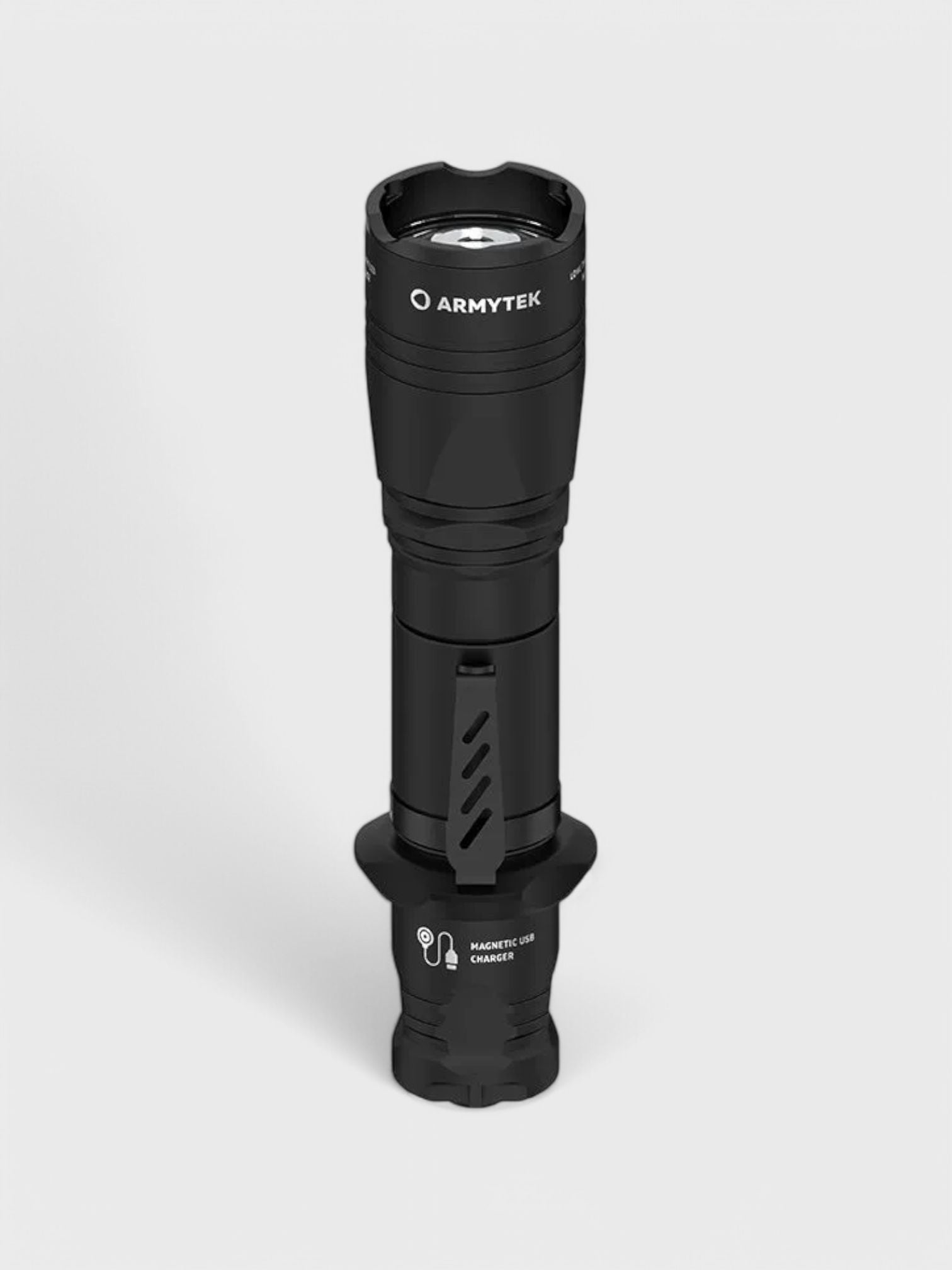 kamu-outdoors-product-taskulamppu_dobermann-photoroom.jpg