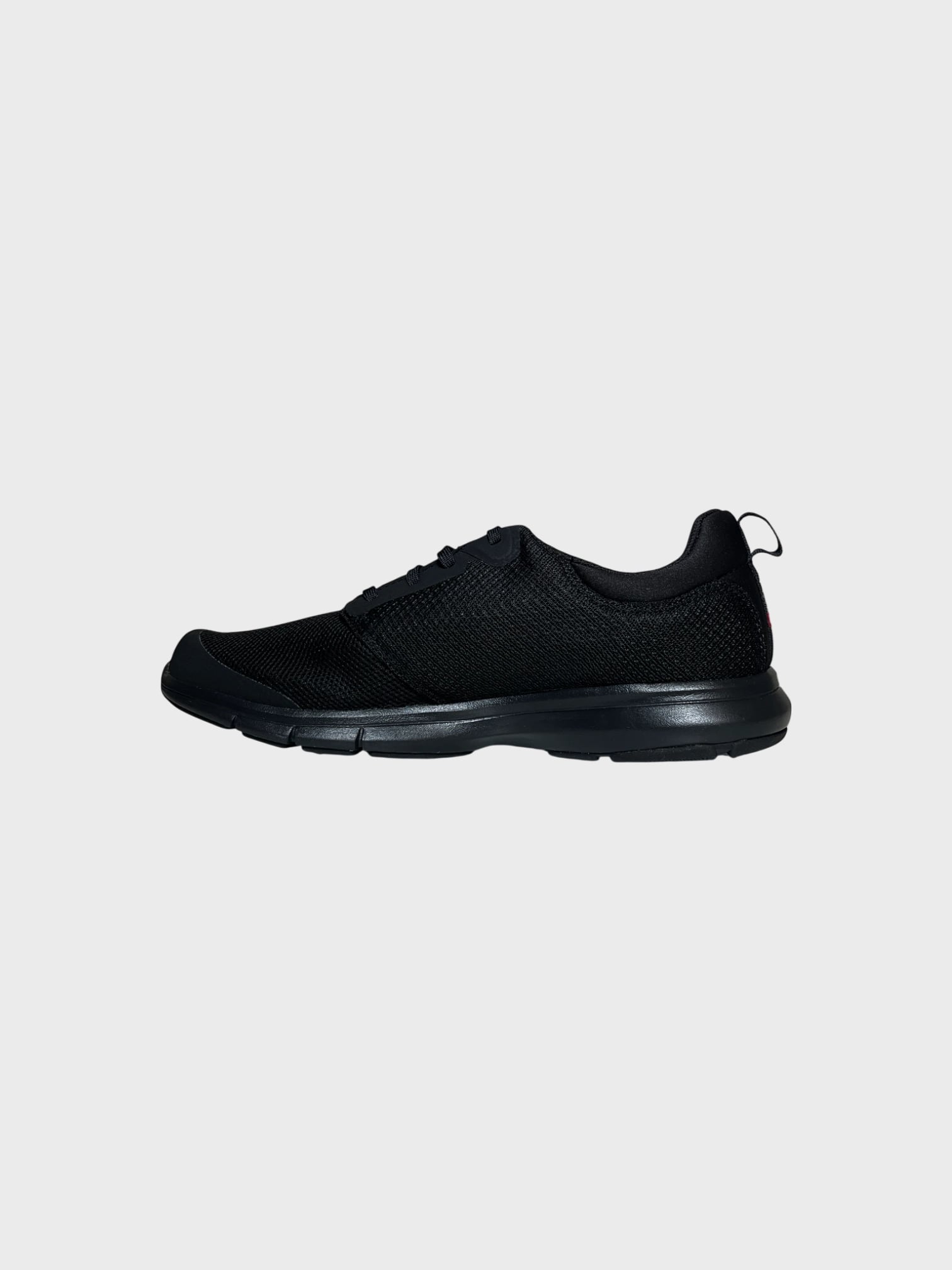 kamu-outdoors-product-feathering-miesten-kengat-black-8_processed.webp
