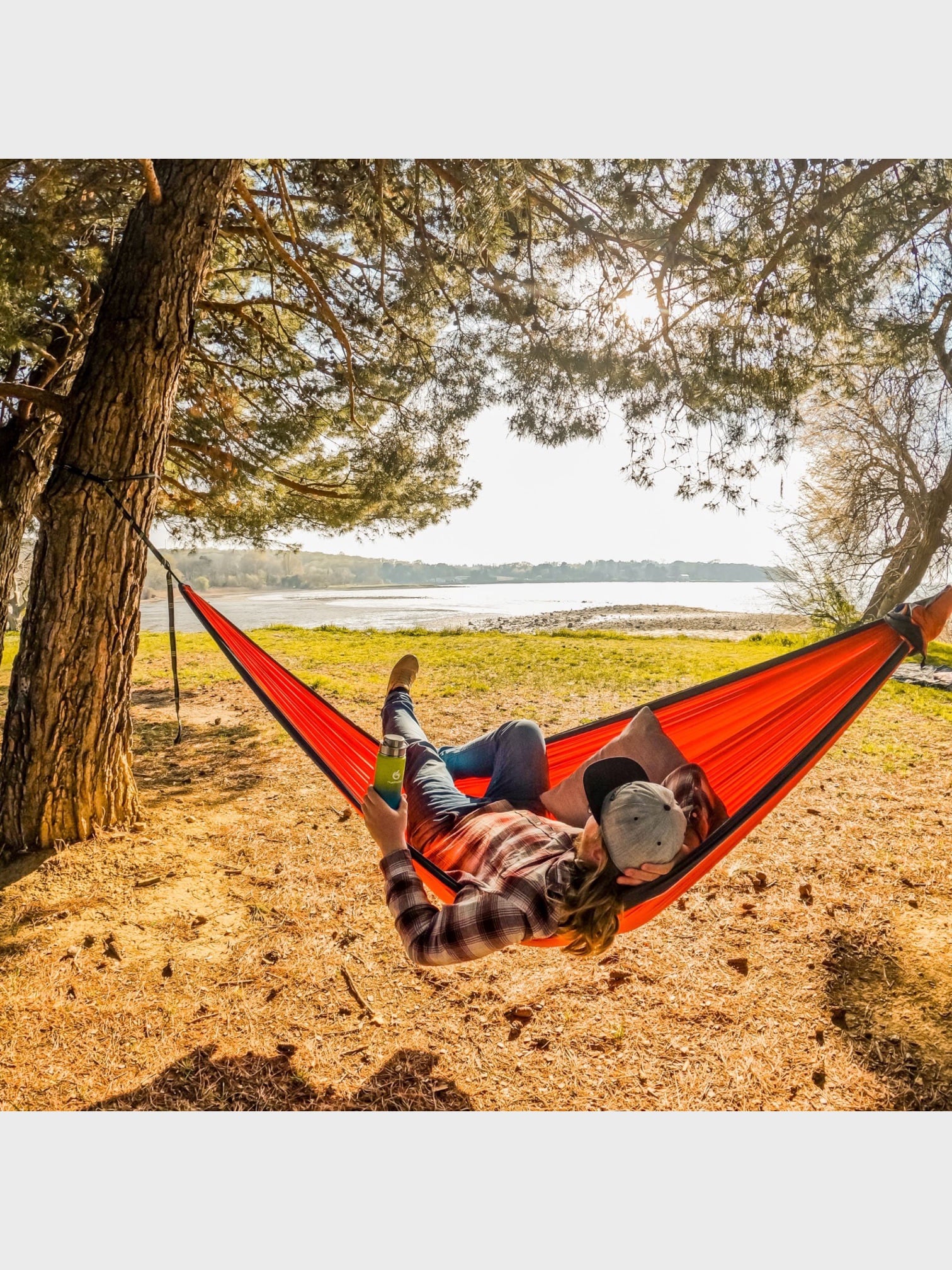 kamu-outdoors-product-ticket-to-the-moon_tmo3503_lifestyle_10-jpgjpg_1920x1920-photoroom.jpg