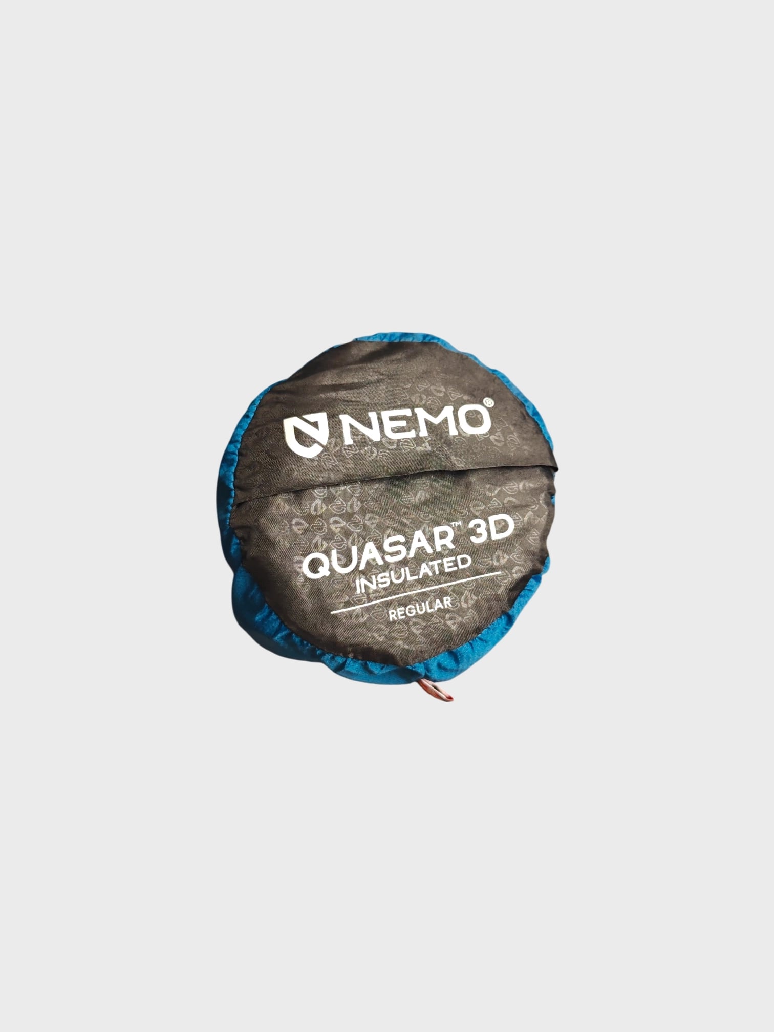 kamu-outdoors-product-quasar-3d-insulated-regular-sininen-9_processed.webp