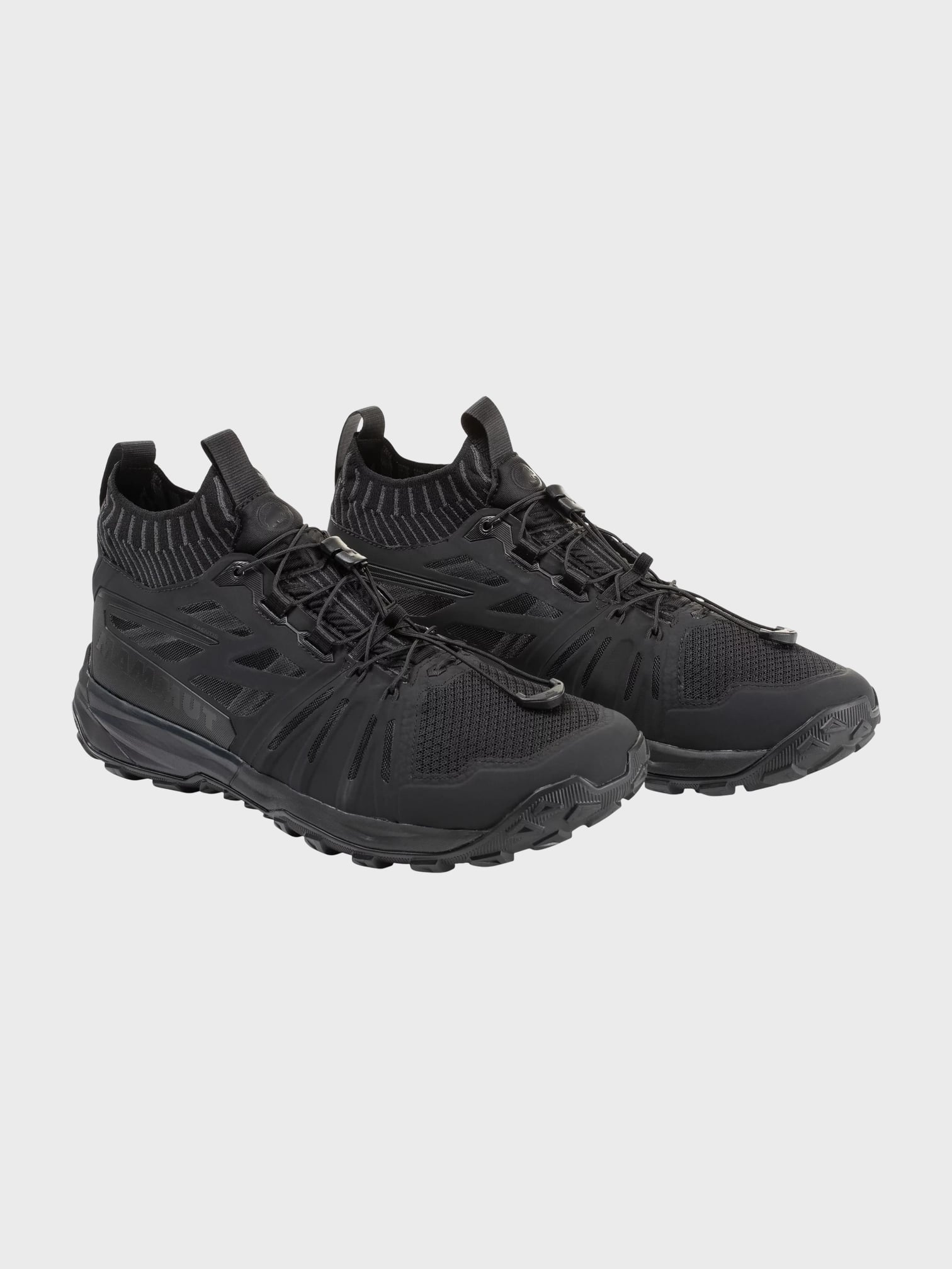 kamu-outdoors-product-saentis-knit-low-men-blackphantom-3_processed.webp