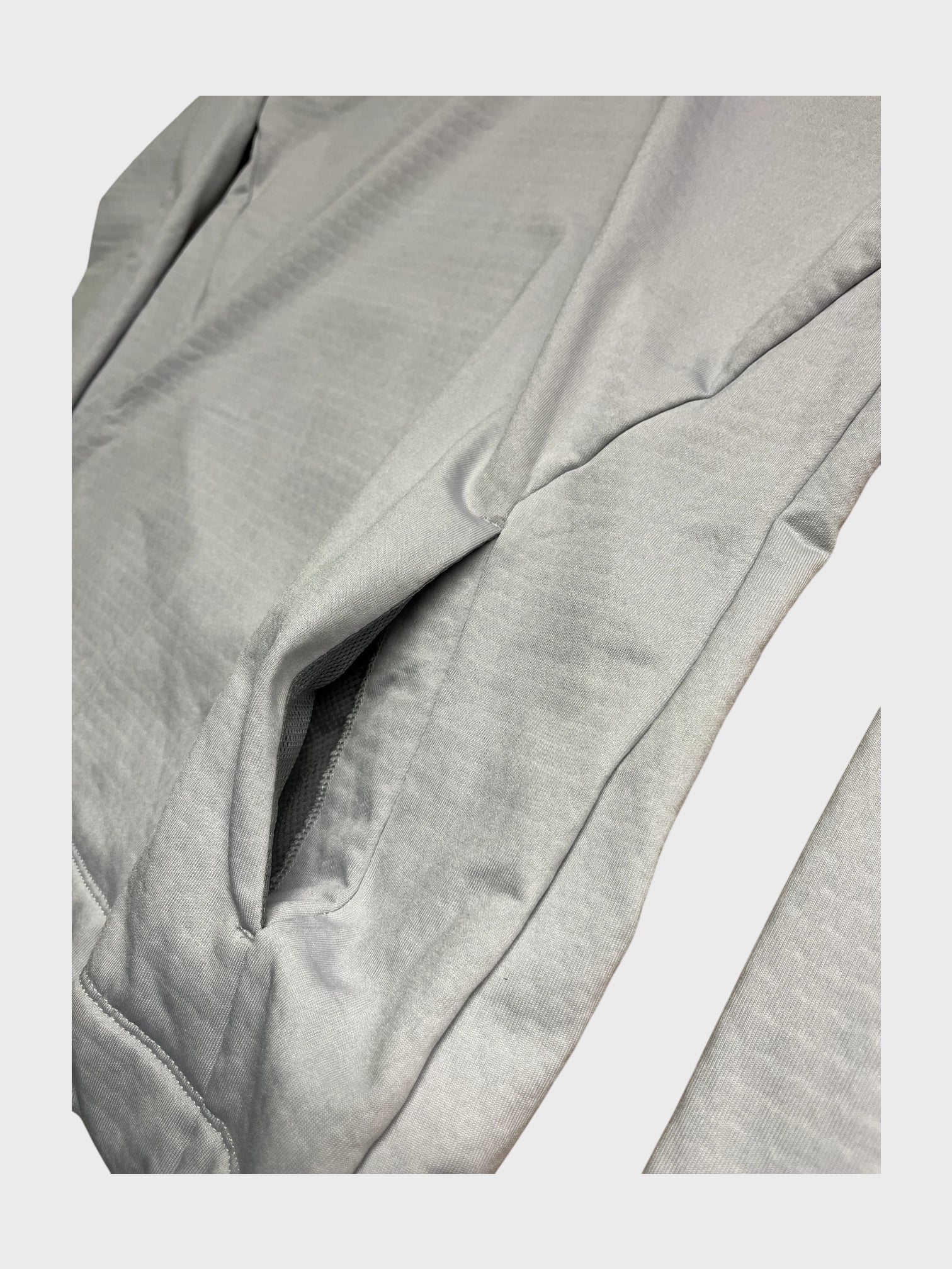 kamu-outdoors-product-runbold-ml-hoody-women-marble-3_processed.webp