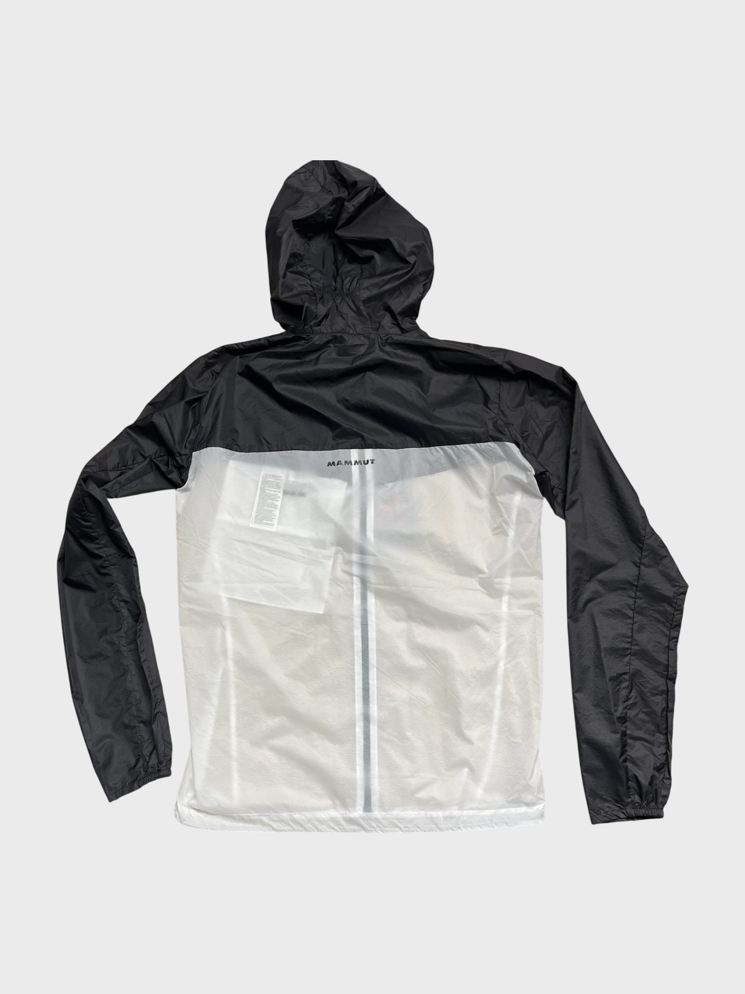 kamu-outdoors-product-convey-wb-hooded-jacket-men-black-bright-white-2_processed.webp