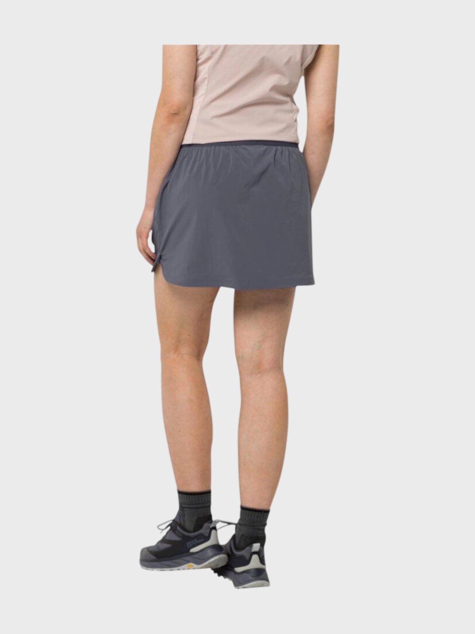 kamu-outdoors-product-prelight-skort-shortsihame-dolphin-2_processed.webp