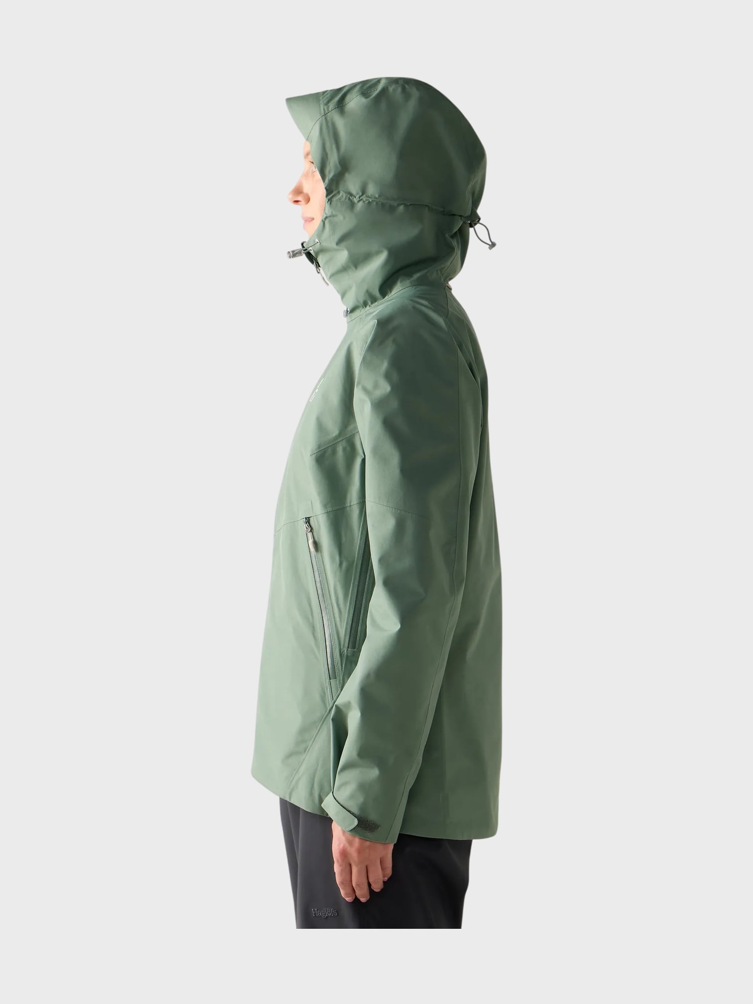 kamu-outdoors-product-zodiac-iii-jacket-women-naisten-kuoritakki-chlorophyll-green-10_processed.webp