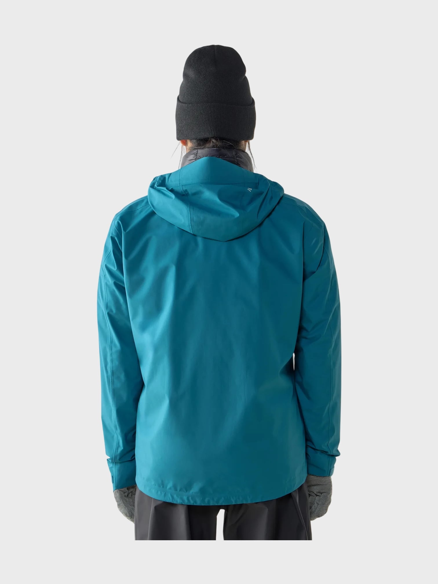 kamu-outdoors-product-lim-airak-25l-jacket-men-miesten-kuoritakki-deep-teal-3_processed.webp