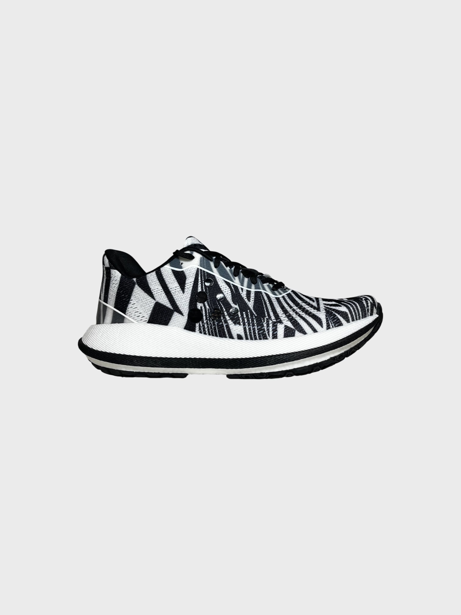 kamu-outdoors-product-pacer-2-m-miesten-juoksukengat-black-multi-1_processed.webp