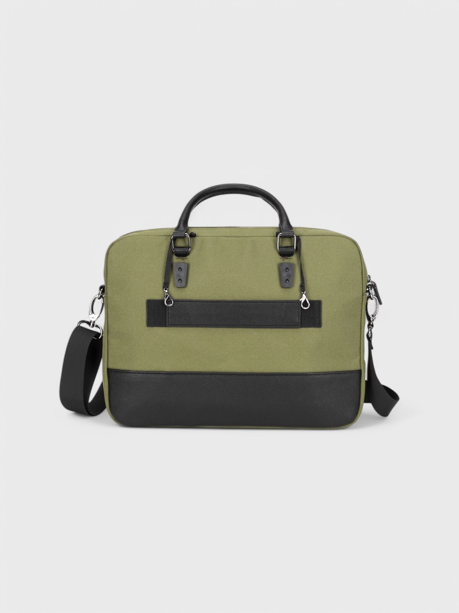kamu-outdoors-product-affixbriefcase_6429810752208_7edc82f81ce2_3-photoroom.jpg