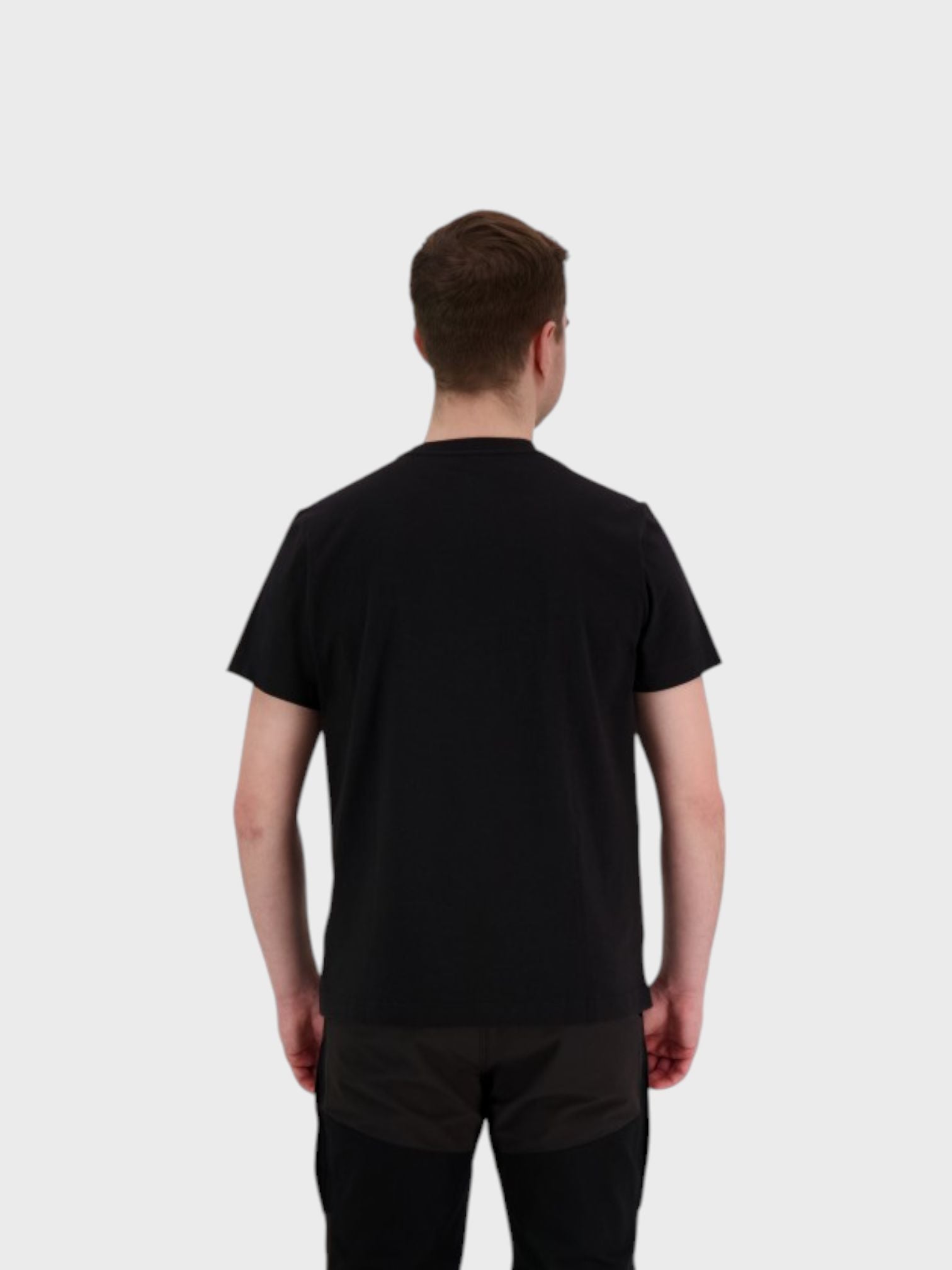 kamu-outdoors-product-miesten_tpaita2.jpg