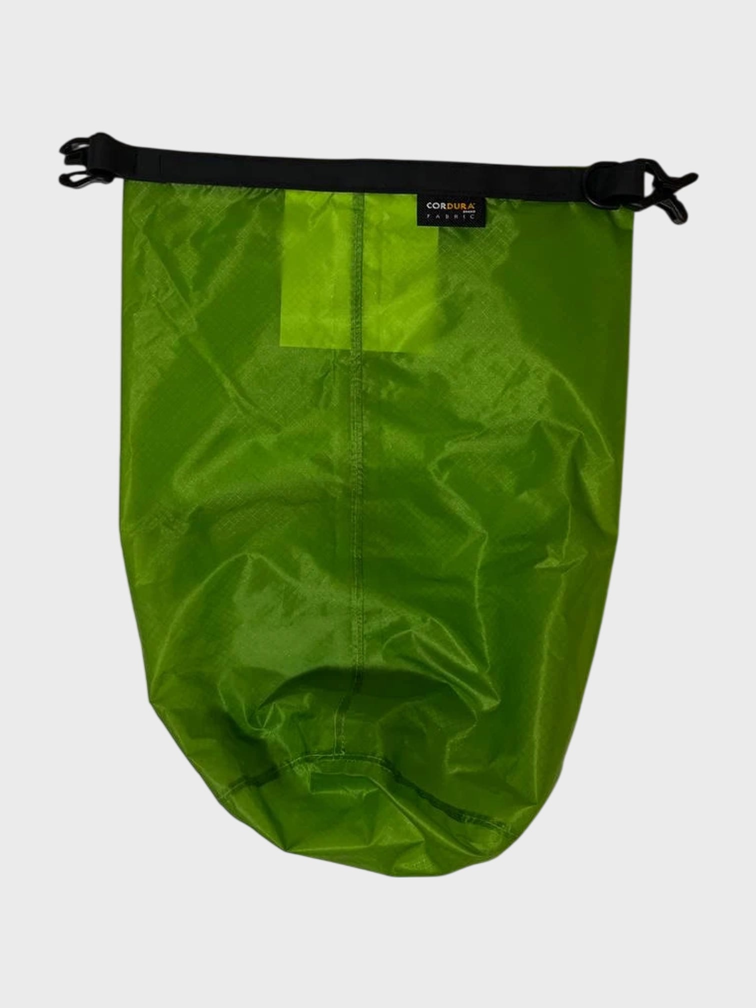 kamu-outdoors-product-kuivapussisetti-3kpl-vihrea-3_processed.webp