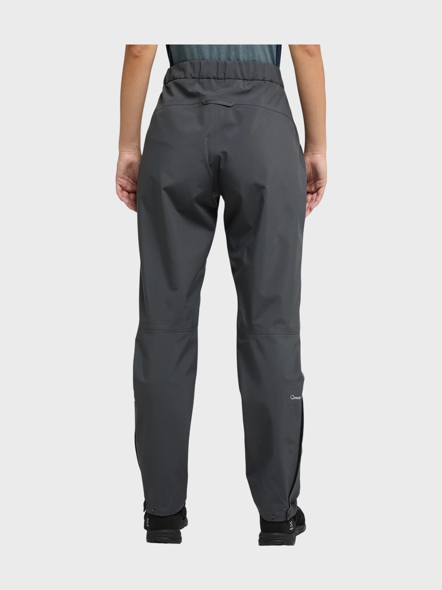 kamu-outdoors-product-front-proof-pant-naisten-vaellushousut-magnetite-8_processed.webp