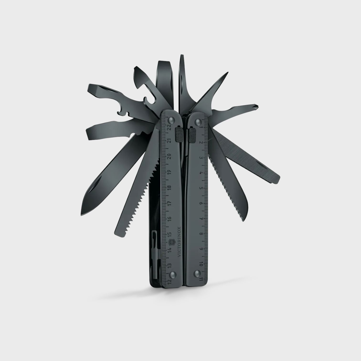 kamu-outdoors-product-victorinox_monitoimityokalu2-photoroom.jpg
