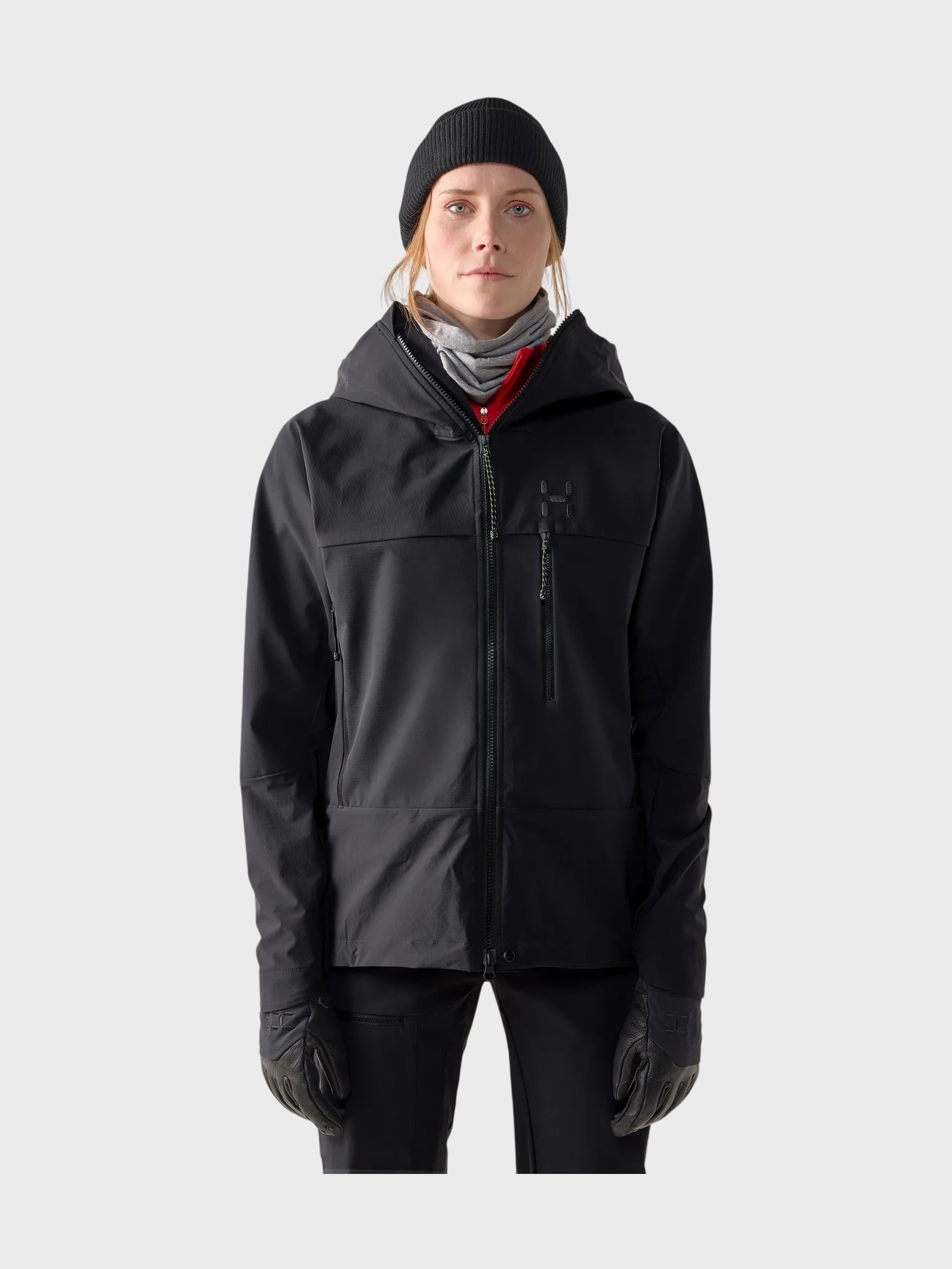 kamu-outdoors-product-roc-sight-softshell-ii-jacket-women-naisten-kuoritakki-true-black-11_processed.webp