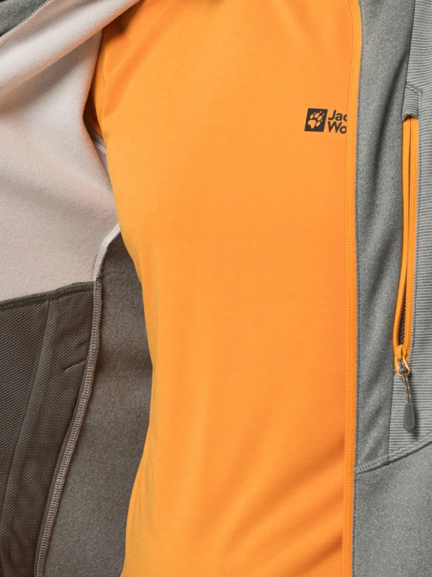 kamu-outdoors-product-jack_wolfskin_fleece5.jpg