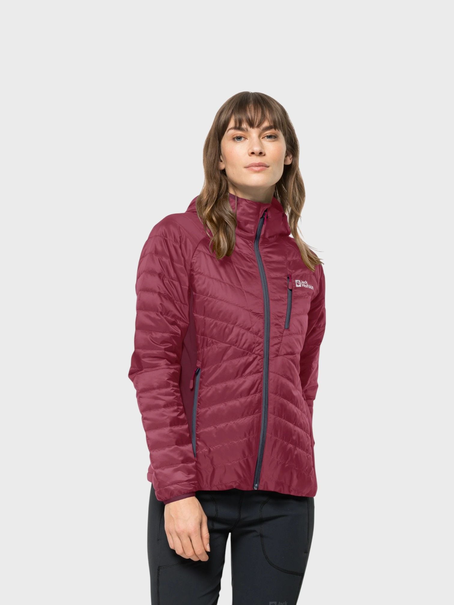 kamu-outdoors-product-jack-wolfskin-naisten-takki1.jpg