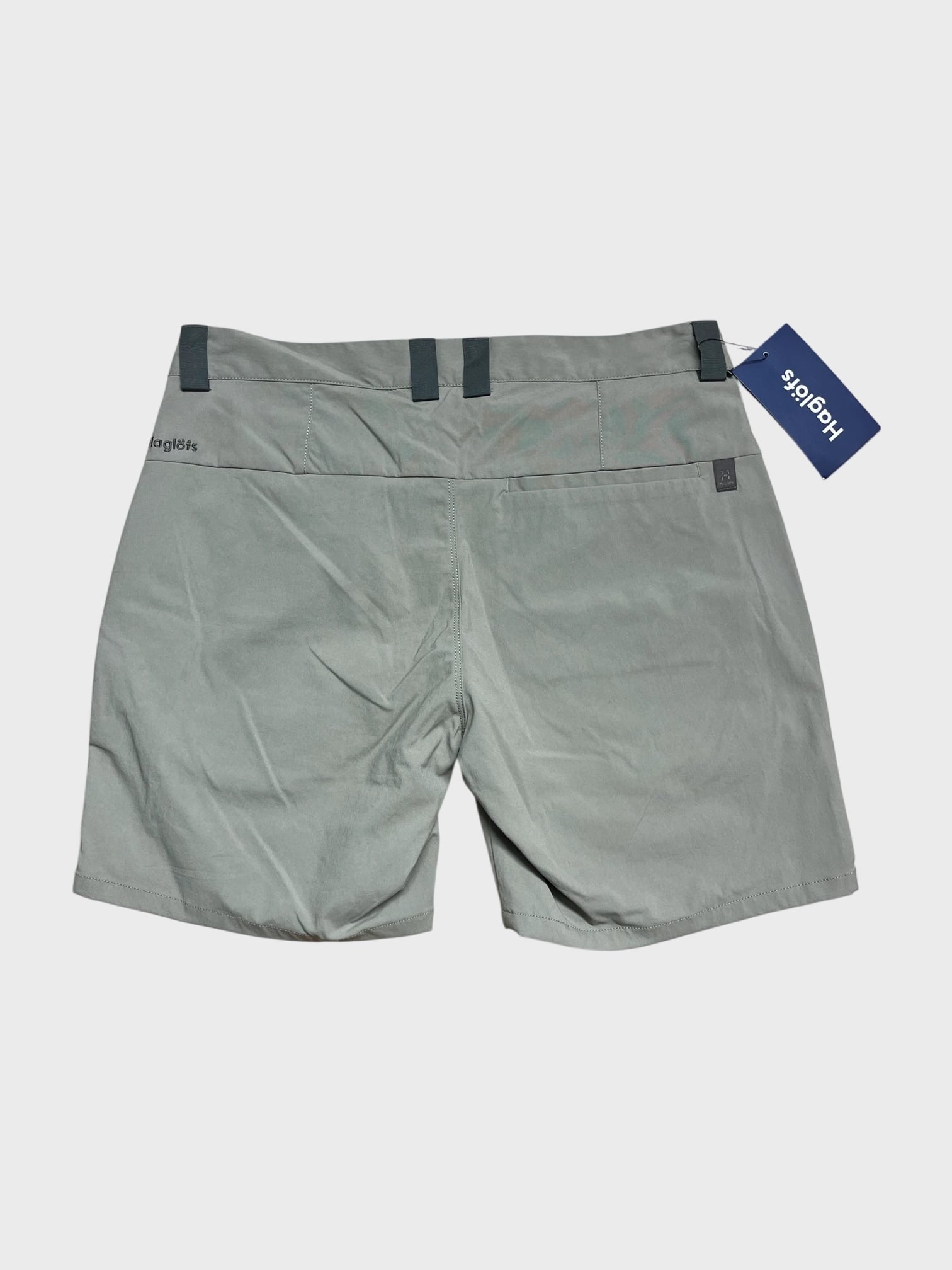 kamu-outdoors-product-mid-solid-shorts-women-lichen-2_processed.webp