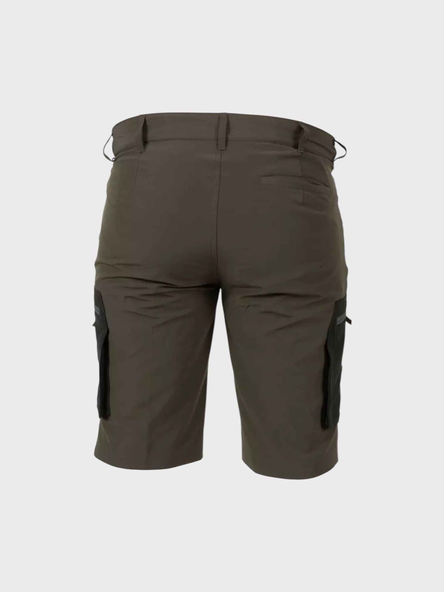 kamu-outdoors-product-tuotesivu_dovrefjellcomfortfitshortsitmiehet_7071217041097_cc933133a863_3-photoroom.jpg