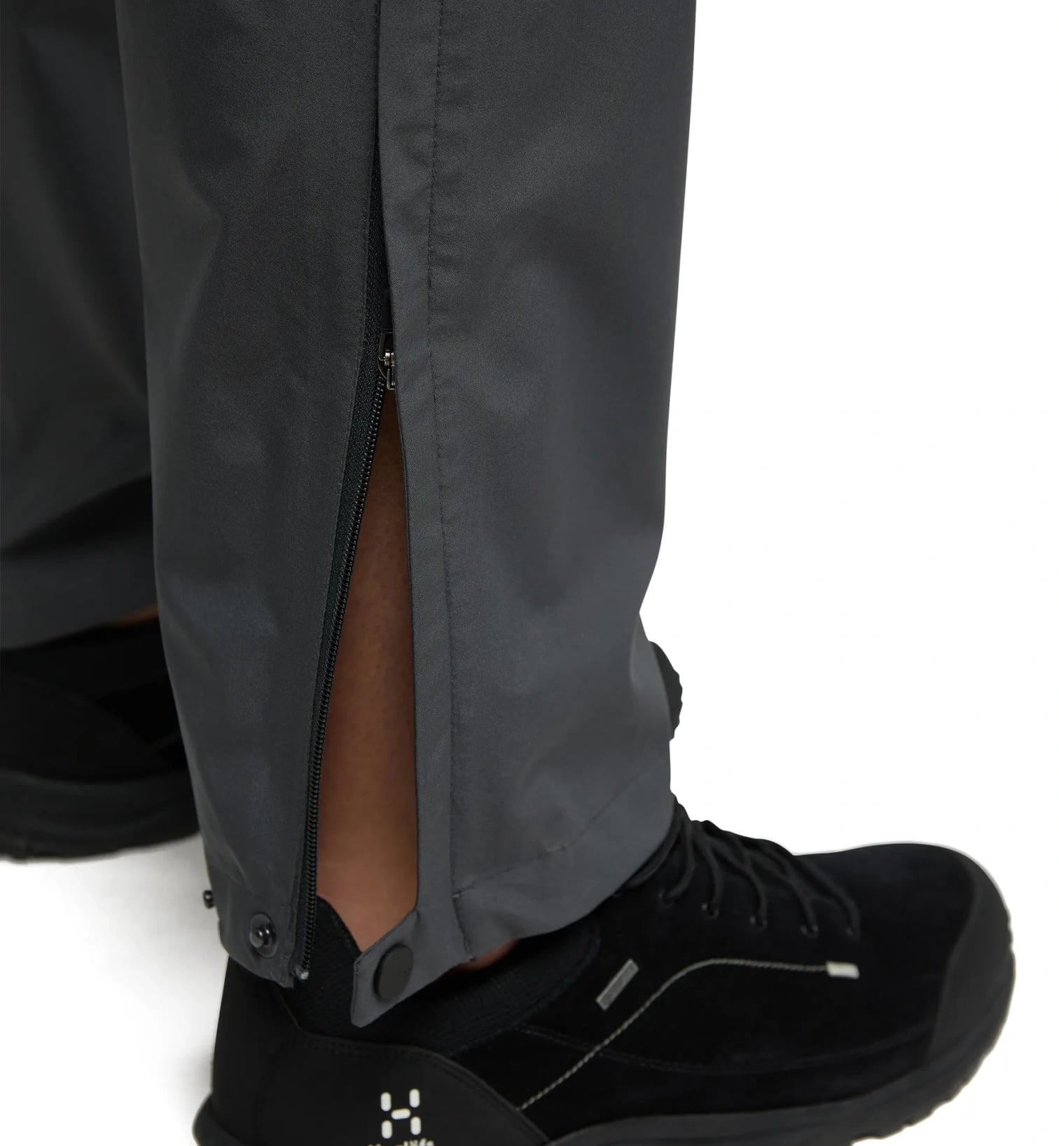 kamu-outdoors-product-front-proof-pant-naisten-vaellushousut-magnetite-9_processed.webp