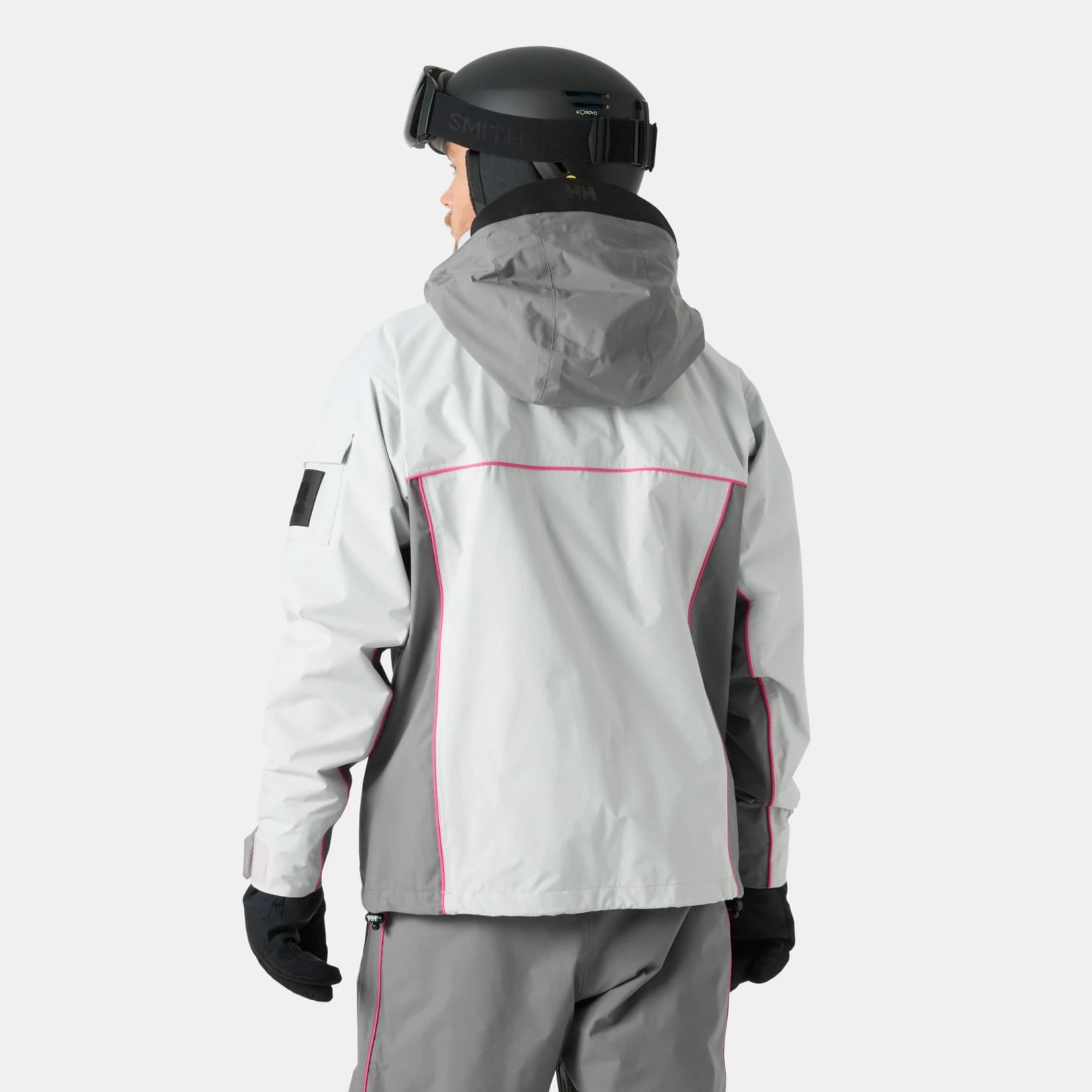 kamu-outdoors-product-ulld-d-shell-jacket-miesten-kuoritakki-grey-fog-23_processed.webp