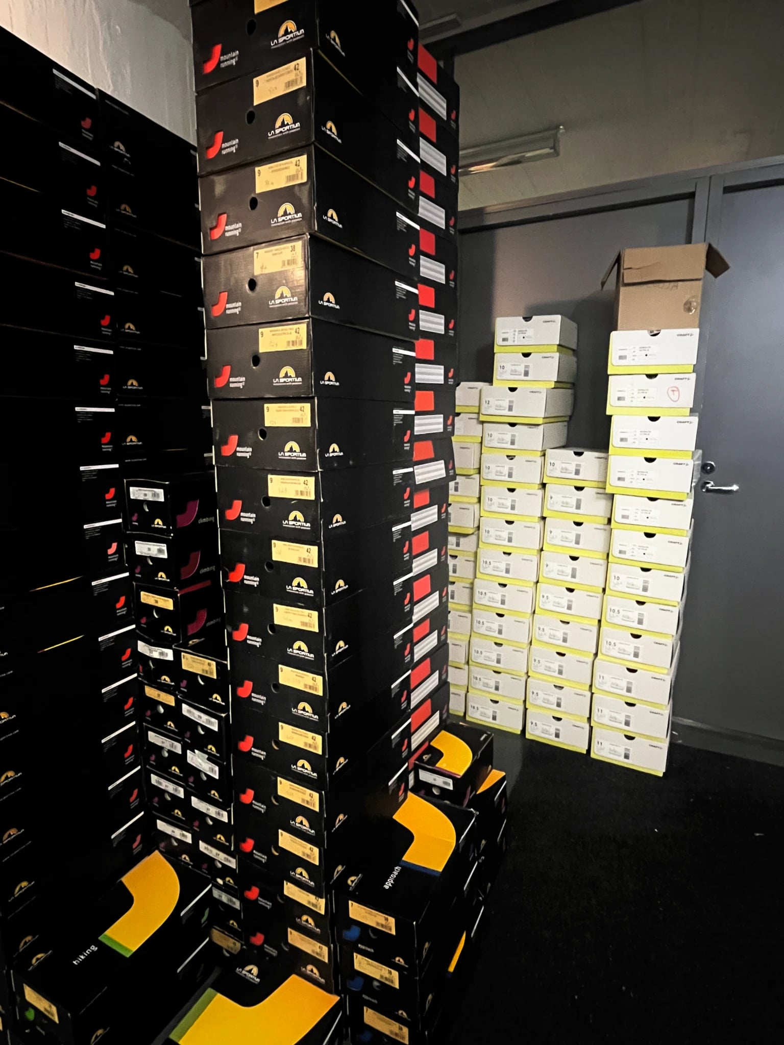 Ulkoilubrändien ystävämyynnit tulevat!