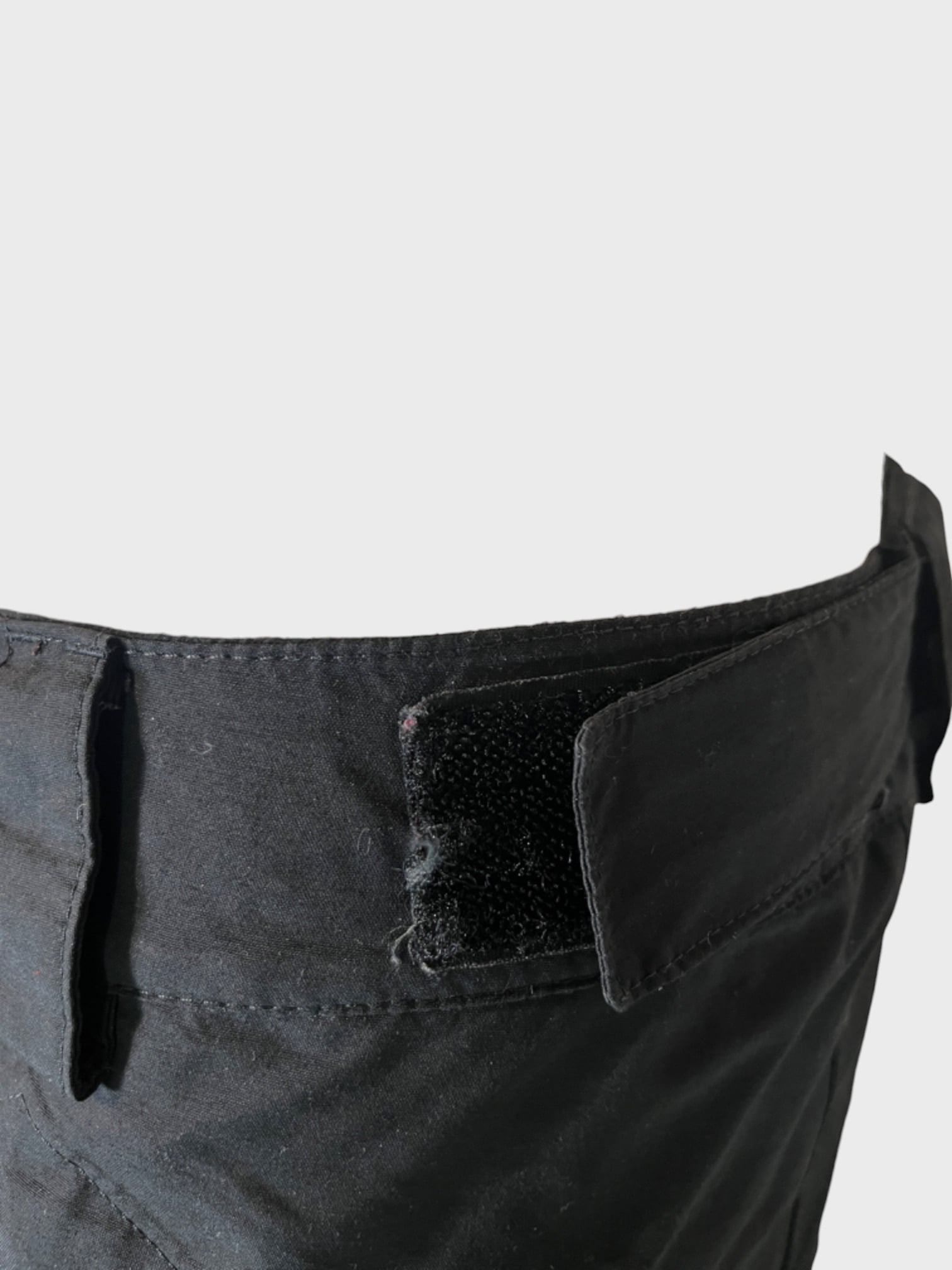 kamu-outdoors-product-image-musta-rnowm.jpg