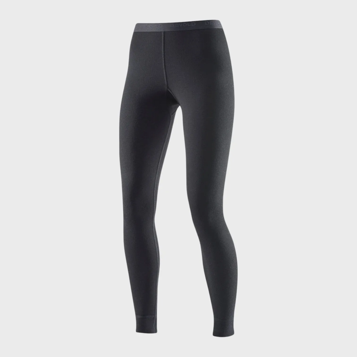 kamu-outdoors-product-image-musta-vomd9.webp