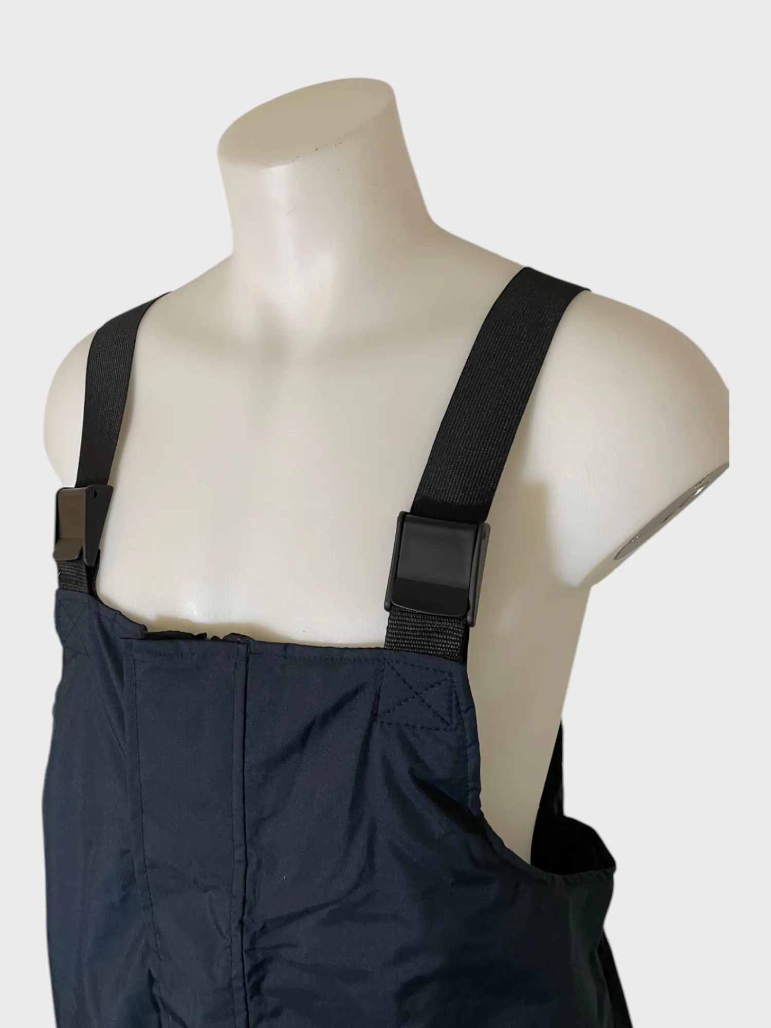 kamu-outdoors-product-image-sinimustapuna-7jrgw.webp
